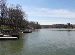 1383 Langdon Rd, Sherrills Ford, NC 28673