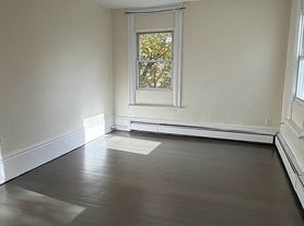 21 Flint St, Somerville, MA