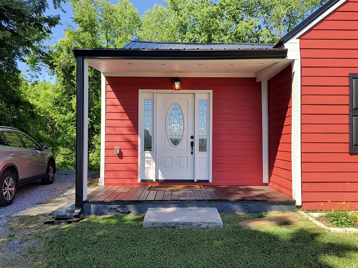Front Entrance - 4128 Old Jonesborough Rd