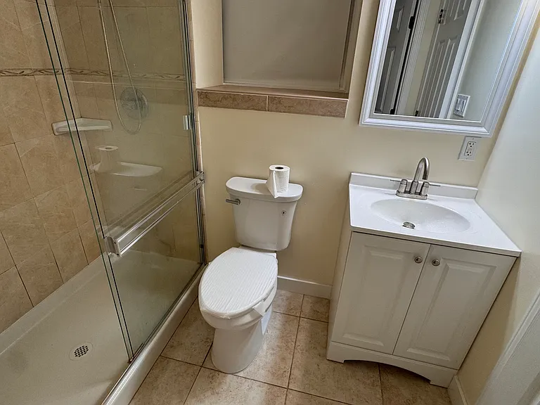 126 Margaret Ave — Photo 34