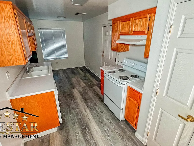 618 Spring Meadow Ct #2 — Photo 8