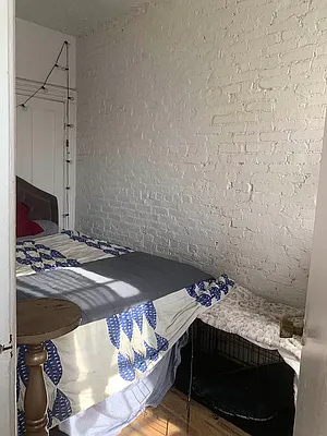 Rented by Standard Living Realty Inc | media 5