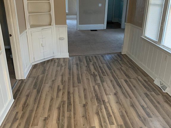 3rd image of 112 Sweet St NE APT 1