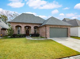 112 Beauchamp Ln, Lafayette, LA 70506