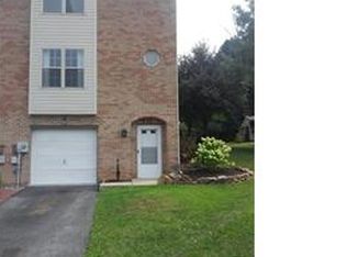 310 Ridgeview Dr, Alburtis, PA 18011