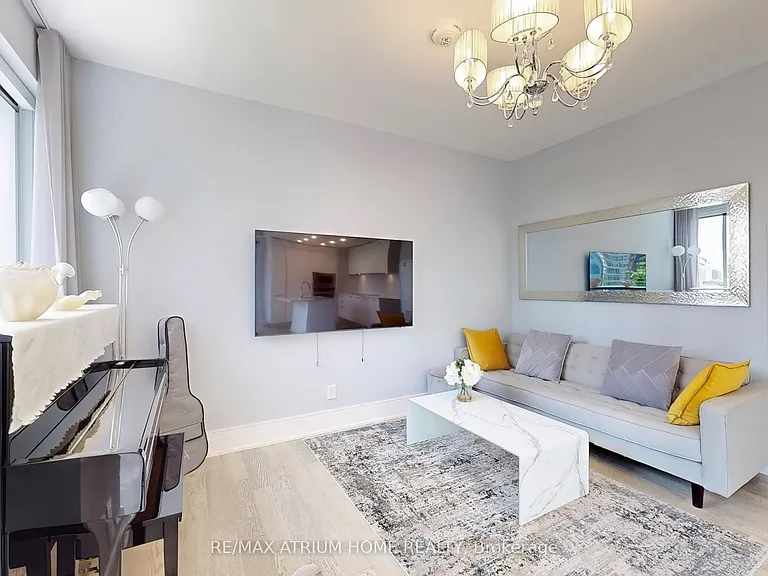 1 Gloucester St #715 — Photo 20