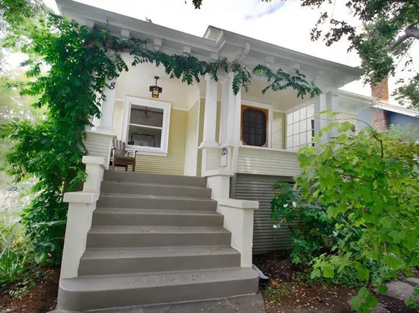 458 Hudson St, Oakland, CA 94618