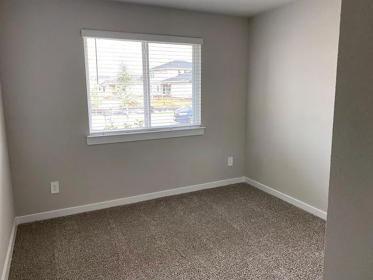 2808 Gunnersbury Dr — Photo 9