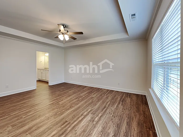 3028 Esquire Dr — Photo 12
