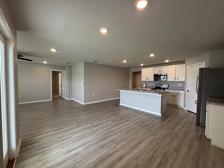 6359 Bellavia Ln — Photo 3