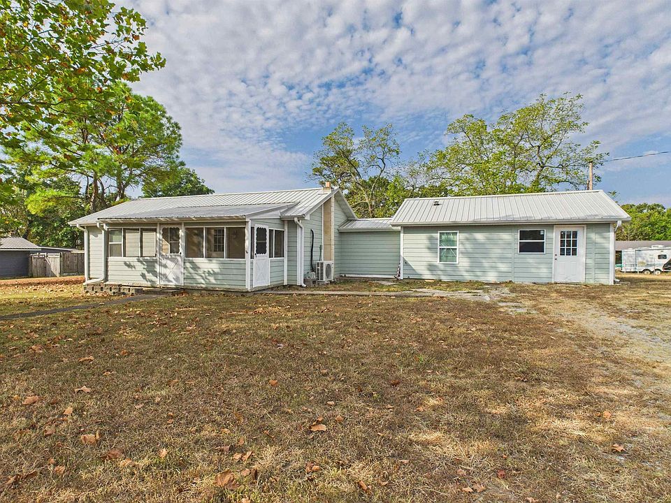 1st image of 841 Fout Rd