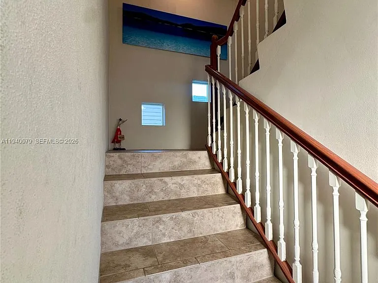 1516 Aqueduct Ln — Photo 8