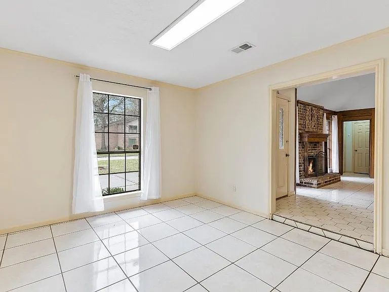 3339 Three Pines Dr — Photo 9
