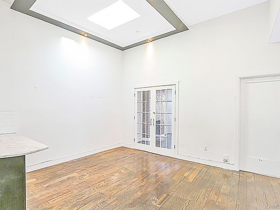 4th image of 99 Eldert Street
