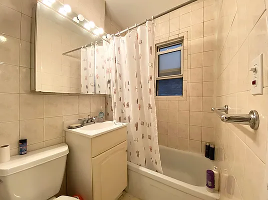 Rented by Compass | media 4