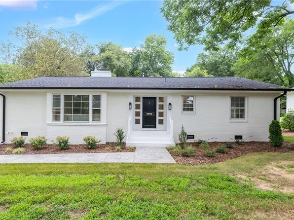 214 W Cornwallis Dr, Greensboro, NC 27408