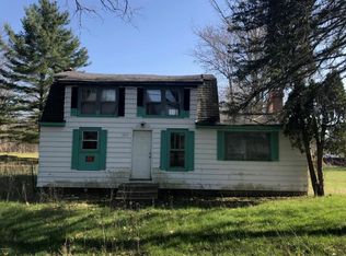 1694 E Center Rd, Hastings, MI 49058