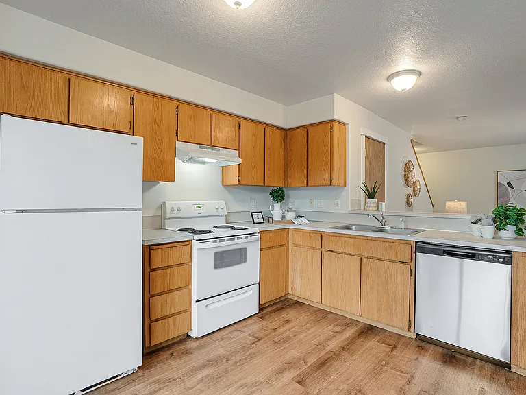 6303 SE Woodstock Blvd #1 — Photo 16