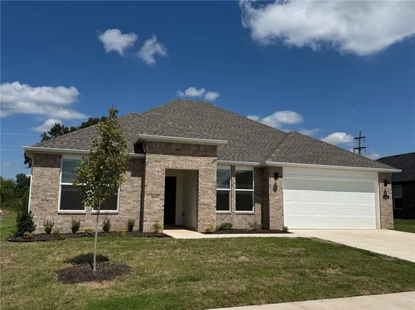 452 W Gosling Isle, Farmington, AR 72730