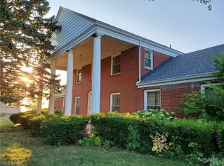 33000 Lake Rd, Avon Lake, OH 44012