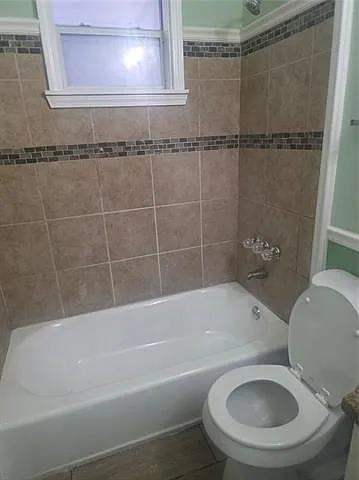 529 S Solomon St — Photo 6