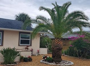 2711 Hibiscus Dr W, Belleair Beach, FL 33786