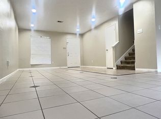 2703 Oakland Brook St, Houston, TX 77038