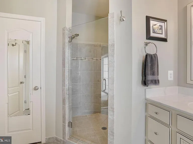 23792 Hopewell Manor Ter — Photo 30