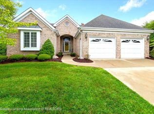 6210 W Golfridge Dr, East Lansing, MI 48823