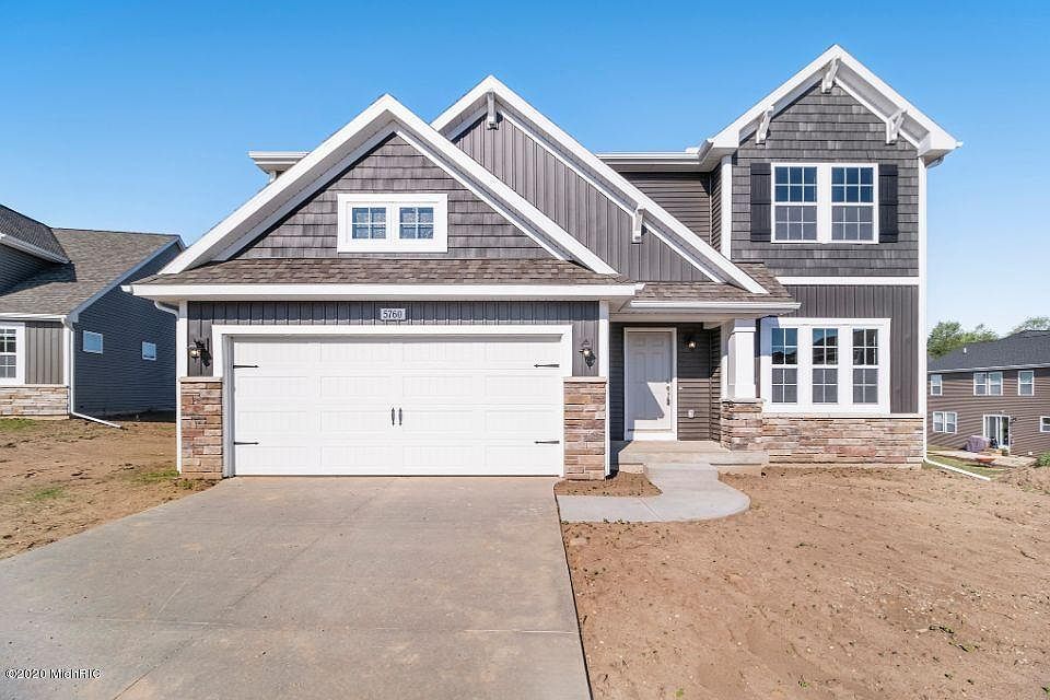 1st image of 639 Sunstone Dr SW