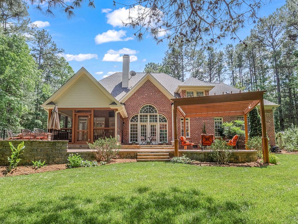 2nd image of 581 Vista Del Lago Ln