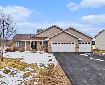 601 Hickory St, Isanti, MN, 55040