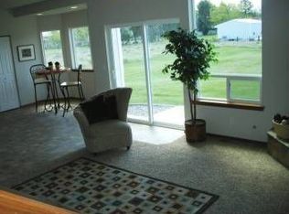 8604 Sterling Rd, Pasco, WA 99301