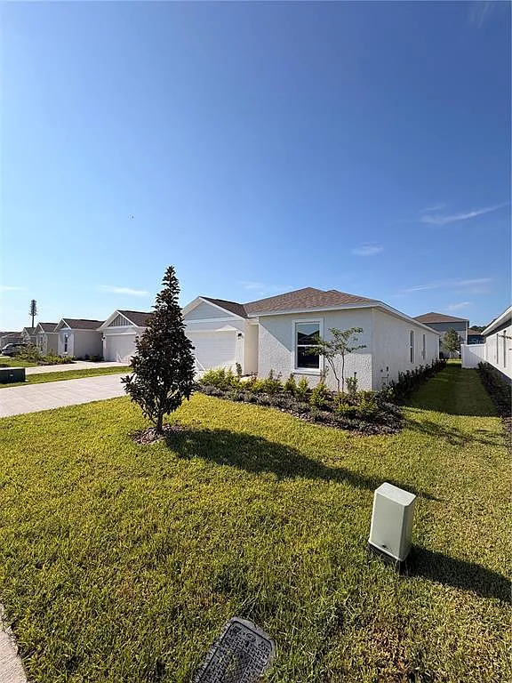 4 bed, 3.0 bath, 2174 sqft, $2,500 — Photo 2