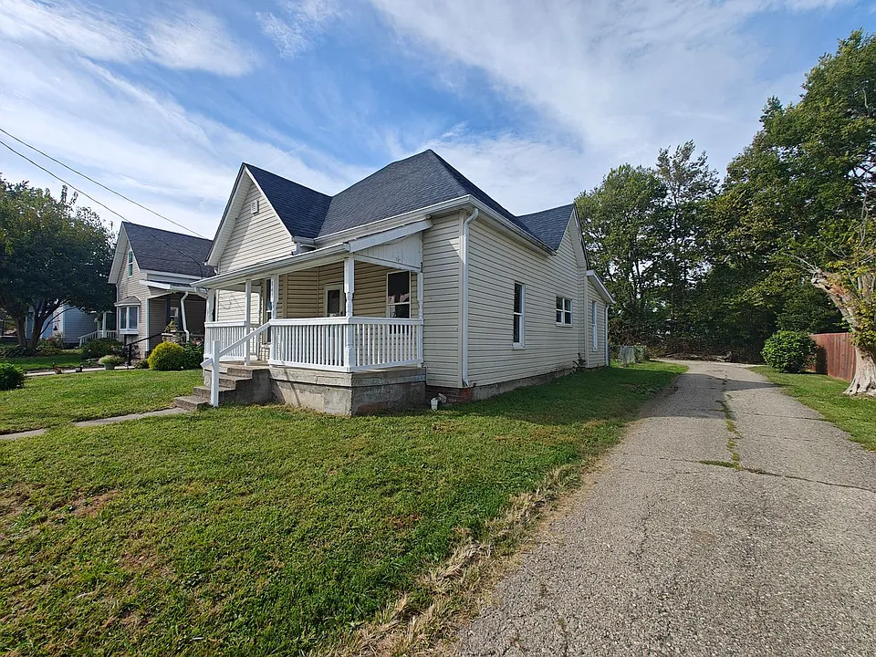 844 W Franklin St