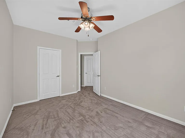 24715 Hikers Bend Dr — Photo 28