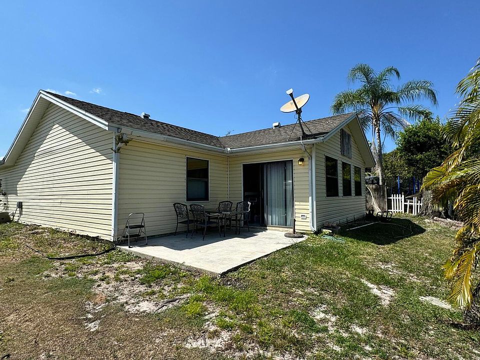 1st image of 6685 SE Amyris Court