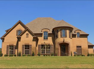 4828 Bakersfield Dr, Nesbit, MS 38651