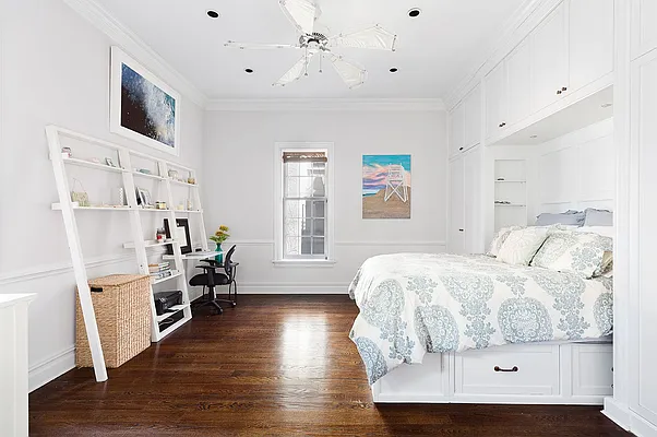 Sold by Compass | media 3