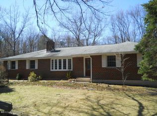 569 Henrys Crossing Rd, Cresco, PA 18326