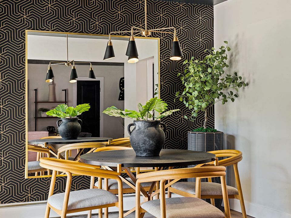 Enjoy your morning brunches or your late night dinner party in this stunning dining room area ideal for hosting fun filled events.
