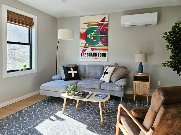 1487 5th Ave, Troy, NY