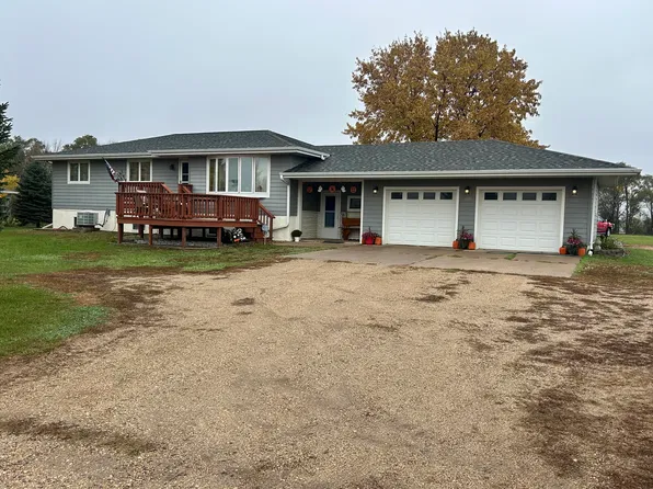 40818 256th St, Mitchell, SD 57301