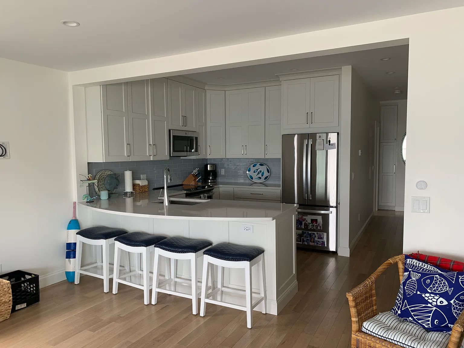 2 bed, 868 sqft, $3,400 — Photo 4