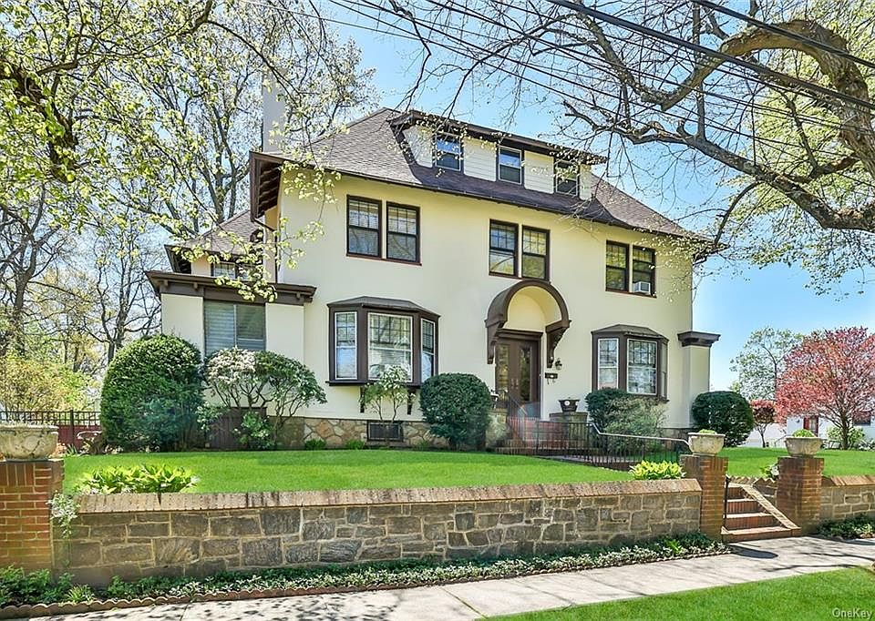 70 Bon Air Avenue New Rochelle NY 10804 Zillow