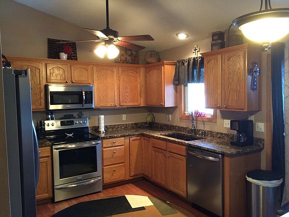4th image of 5717 NW 92nd Ct