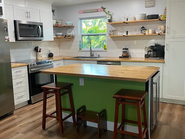 9404 Anne Ct — Photo 4