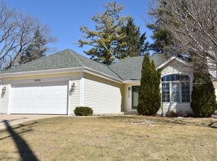 1532 11th Ave, Grafton, WI 53024