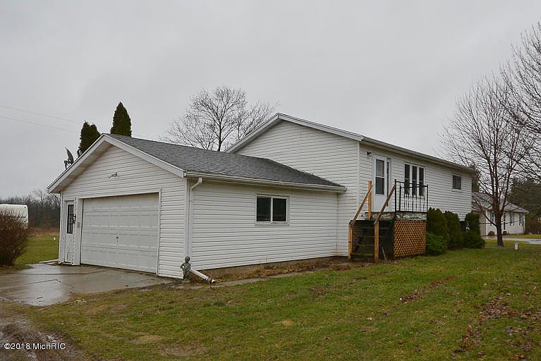 1st image of 10533 S 27th St