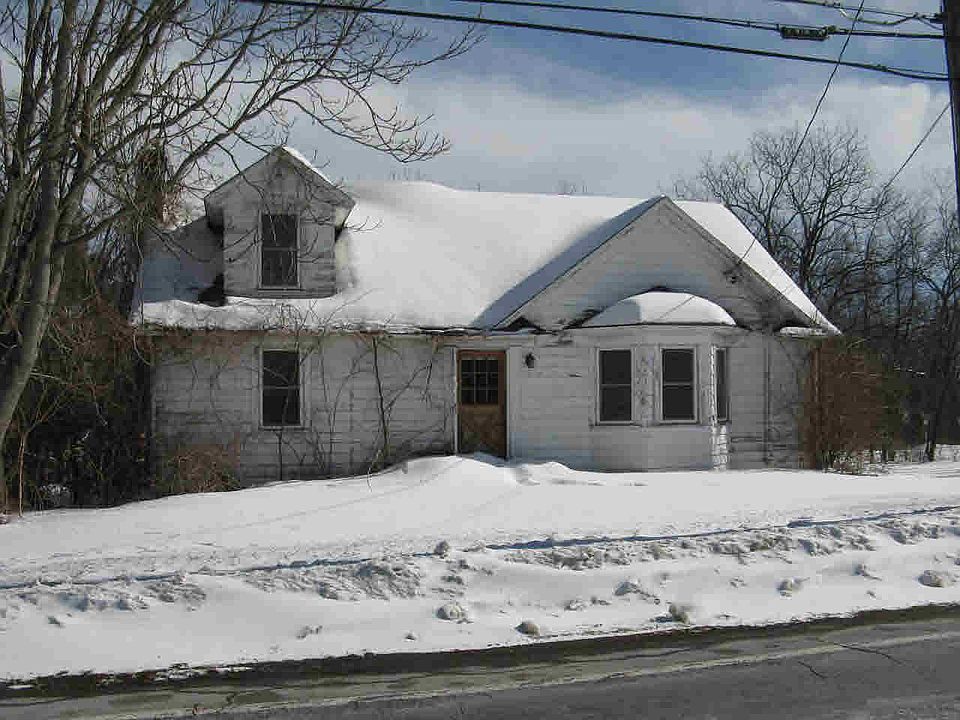 1st image of 1852 Route 32